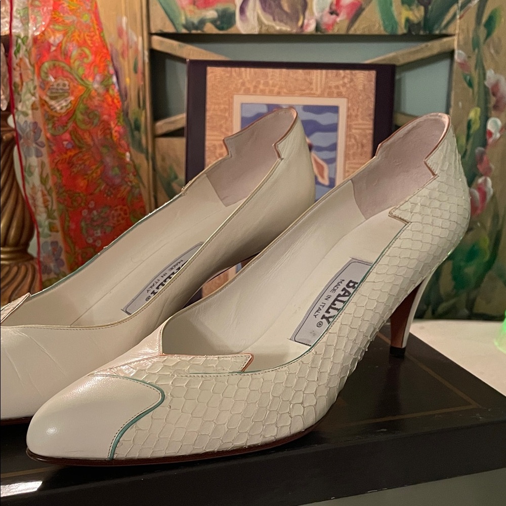 Bally High Heels Shoes Women’s 8 M Porcelain White Snakeskin Vintage ITALY